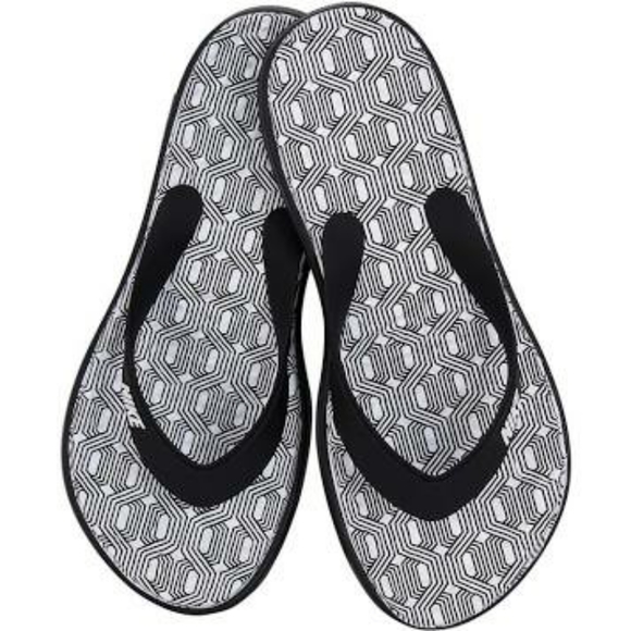 Nike Shoes - Nike Solay Flip Flops